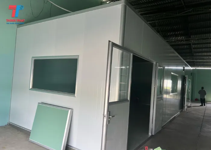 Ứng Dụng Của Vách Panel Trong Nhà Trong Thực Tế