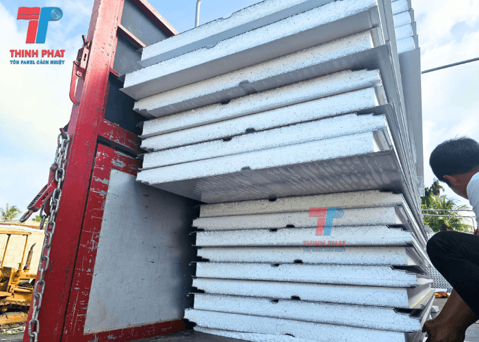 panel-eps-vach-ngoai-7