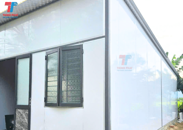 panel-PU-làm nha-lap-ghep